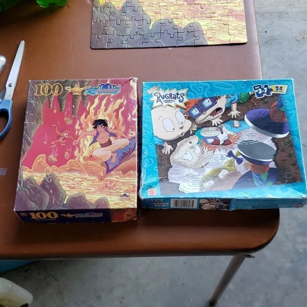 Lot of 2 Kids Vintage Jigsaw Puzzles - Aladdin and Rugrats
